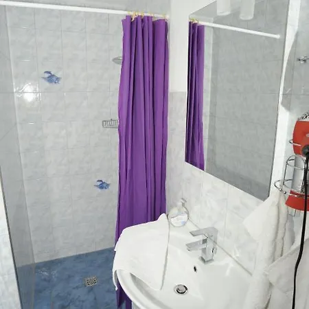 Gasthaus-pension Fischerkeller Randegg